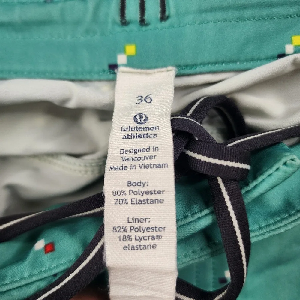 Lululemon Mens Swim Shorts Teal Blue Geometric Print Board Shorts Size 36